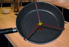 Dividing insert for frying pan